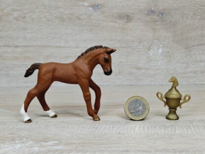 Schleich – 82953 Trakehner mit Pokal