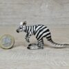 Schleich - 82802 Kängurujunges / Zebrakänguru [Jubiläum 75 Jahre - Nr 1/4]