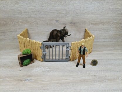 Schleich – 72111 Zuhause für Elefanten mit Ranger (mit asiatischen Elefanten) (RAR) – Bild 2