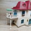 Schleich – 42416 Großer Pferdehof mit Wohnhaus und Stall [Quarter-Horse-Wallach + [Hannoveraner Hengst] – Bild 12