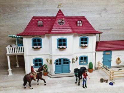 Schleich – 42416 Großer Pferdehof mit Wohnhaus und Stall – Bild 2