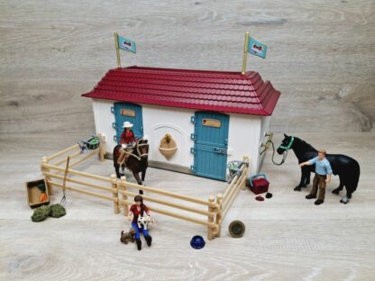 Schleich – 42416 Großer Pferdehof mit Wohnhaus und Stall – Bild 23