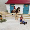 Schleich – 42416 Großer Pferdehof mit Wohnhaus und Stall [Quarter-Horse-Wallach + [Hannoveraner Hengst] – Bild 24