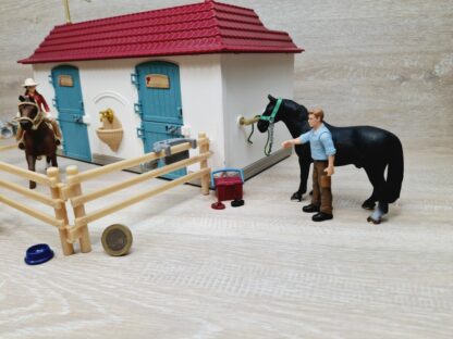 Schleich – 42416 Großer Pferdehof mit Wohnhaus und Stall – Bild 25