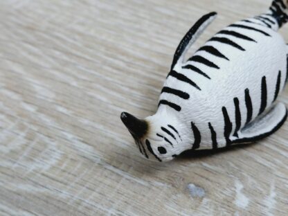 Schleich – 82804 Königspinguin / Zebrapinguin [Jubiläum 75 Jahre - Nr 3/4] – Bild 4