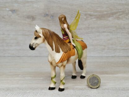 Schleich - 70467 Sanjeela mit Pferd – Bild 2