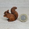Schleich - 14684 Eichhörnchen, fressend – Bild 2