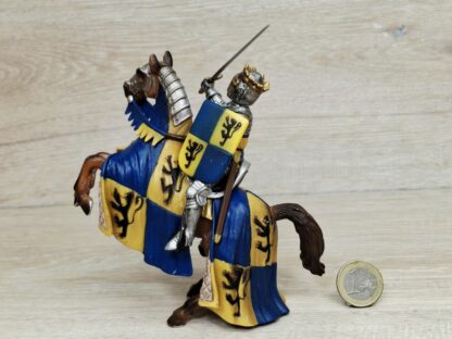 Schleich - 70009 Fürst auf steigendem Pferd [Löwenritter] – Bild 3