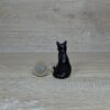 Schleich - 13004 Katze, sitzend [schwarze Katze - Augen gelb] – Bild 2