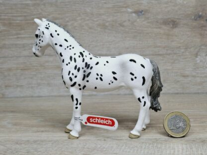 Schleich – 13910 Knabstrupper Stute (Fähnchen) – Bild 3