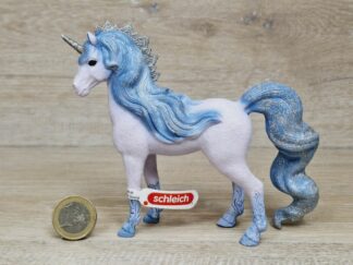 Schleich - 70823 Flowy Einhorn Stute (Fähnchen)
