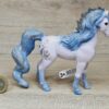 Schleich - 70823 Flowy Einhorn Stute (Fähnchen) – Bild 2
