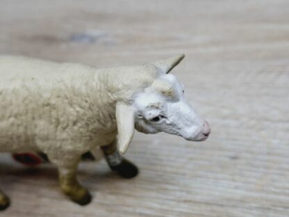 Schleich - 13101 Schaf, stehend [Fähnchen-Sammler]´ – Bild 3
