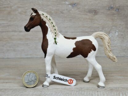 Schleich – 13838 Araberpinto Stute (Fähnchen-Sammler)´