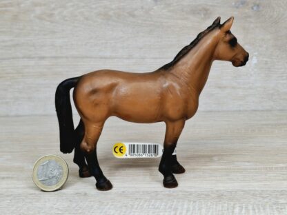 Schleich – 13261 Trakehner Stute (Fähnchen-Sammler)´ – Bild 3