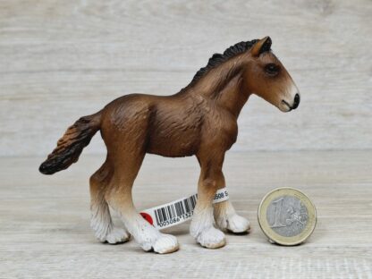 Schleich – 13272 Shire Fohlen (Fähnchen-Sammler)´