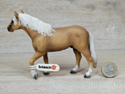 Schleich - 13618 Palomino Hengst (Fähnchen-Sammler)´ – Bild 3