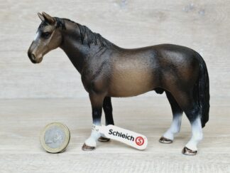 Schleich - 13649 Hannoveraner Hengst (Fähnchen-Sammler)´