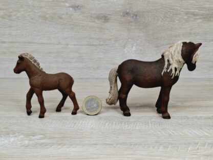Schleich - Island Pony Stute und Fohlen aus Set 42363 – Bild 3