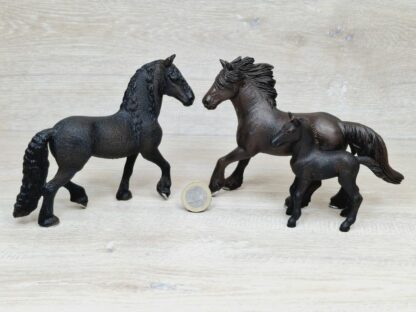 Schleich – Friese Familie komplett #1 (RAR)