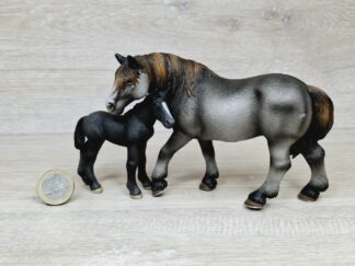 Schleich – Percheron Stute und Fohlen [Familie]