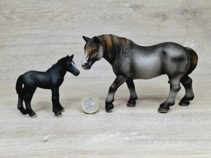 Schleich – Percheron Stute und Fohlen [Familie] – Bild 2