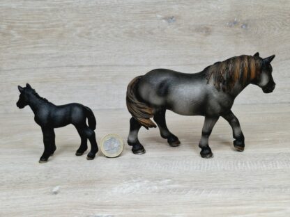 Schleich – Percheron Stute und Fohlen [Familie] – Bild 3
