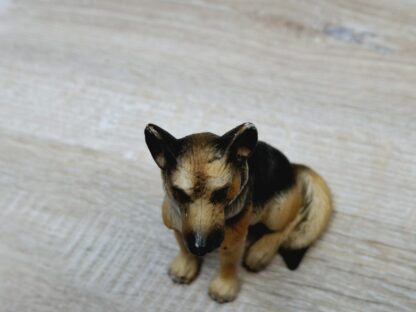Schleich - 16334 bzw. 16334-1 Schäferhund Rüde, sitzend [classic Form] – Bild 4