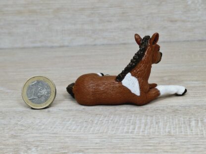 Schleich - Mc-D. Pinto Fohlen, liegend – Bild 2