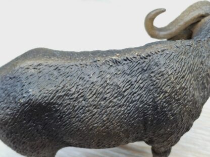 Schleich - 14640 Kaffernbüffel (Fähnchen-Sammler)´ – Bild 4