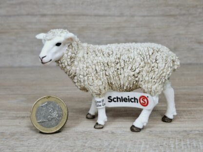 Schleich - 13882 bzw. [Treuefigur] 17075 Schaf (Fähnchen)