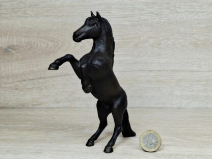 Schleich - 13624 Mustang Hengst, schwarz, steigend – Bild 2