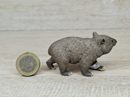 Schleich – 14834 Wombat (Fähnchen-Sammler) – Bild 2