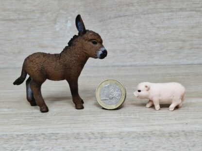Schleich - 42407 Bauernhaus mit Stall und Tieren [Bauerhhof] + 3 Extra Tiere – Bild 16