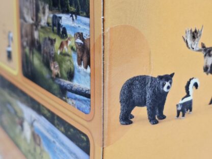 Schleich – 41456 Waldbewohner Nordamerikas (RAR) [Elchbulle, Stinktier, Schwarzbär] (OVP-Sammler) – Bild 4