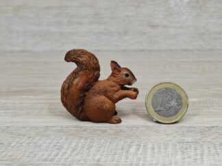 Schleich - 14684 Eichhörnchen, fressend