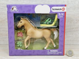 Schleich – 42398 Trakehner Hengst mit Decke (OVP-Sammler)