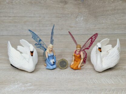 Schleich - Feen Schwestern mit Schwänen [Reitschwan] – Bild 3