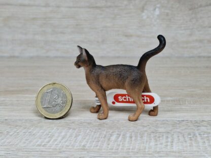 Schleich – 13964 Abessinierkatze (Fähnchen)