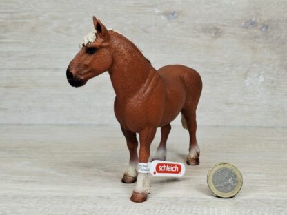 Schleich - 13941 Belgische Zuchtstute (Fähnchen) – Bild 2
