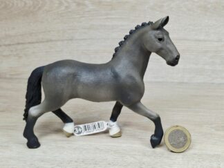 Schleich - 13956 Cheval de Selle Francais Hengst (Fähnchen)