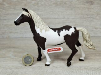 Schleich – 13885 Paint Horse Wallach (Fähnchen)