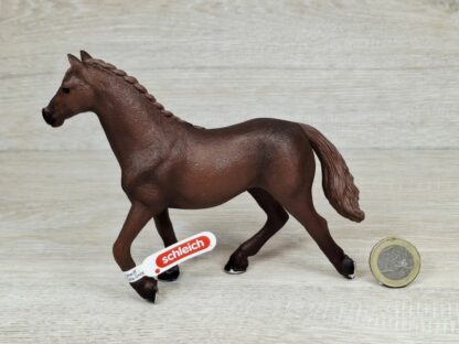 Schleich – 13855 Englisch Vollblut Stute (Fähnchen) – Bild 2
