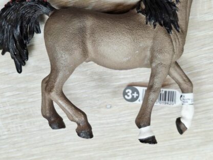 Schleich - 13907 Araber Hengst (Fähnchen) – Bild 4
