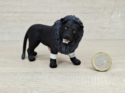 Schleich - 72176 Black Löwe brüllend (Exclusive) (Fähnchen) – Bild 2