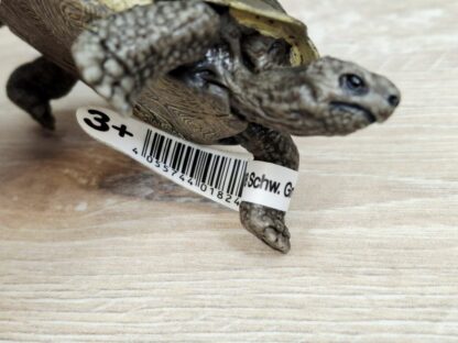Schleich - 17015 Riesenschildkröte [Treuefigur] (Fähnchen-Sammler) – Bild 4