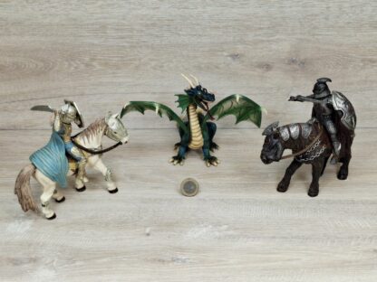 Schleich - Drachentöter Xarok und Zahor im Kampf gegen den grünen Drachen