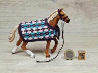 Schleich – 42360 Englisch Vollblut mit Decke [Stute]