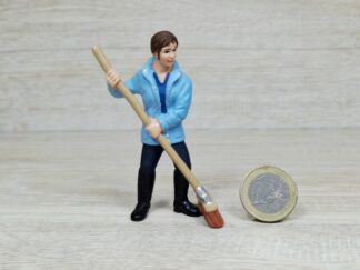 Schleich – 13445 Stallmädchen [mit Besen]