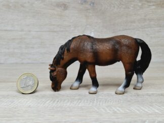 Schleich – 13299 Reitpony, grasend (RAR)